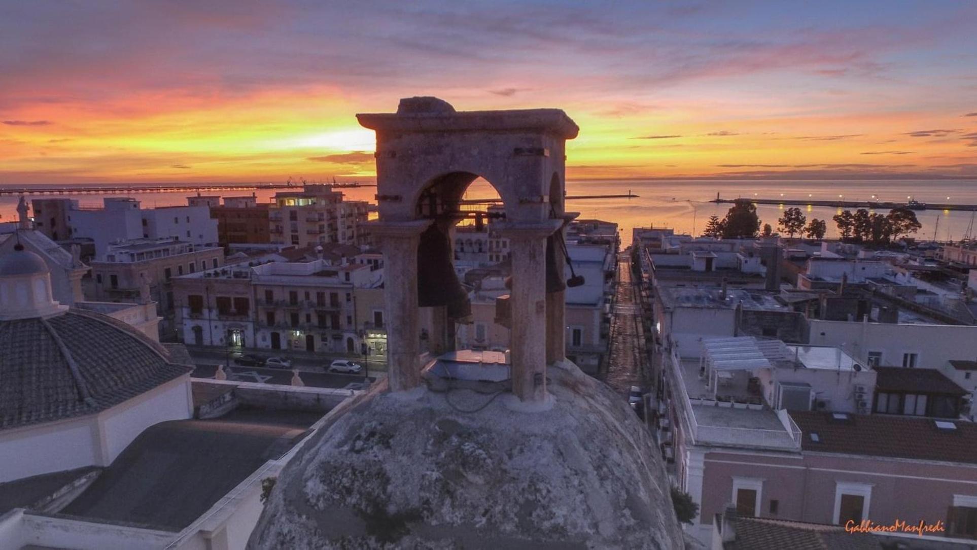 Ca Del Centro Aparthotel Manfredonia Buitenkant foto